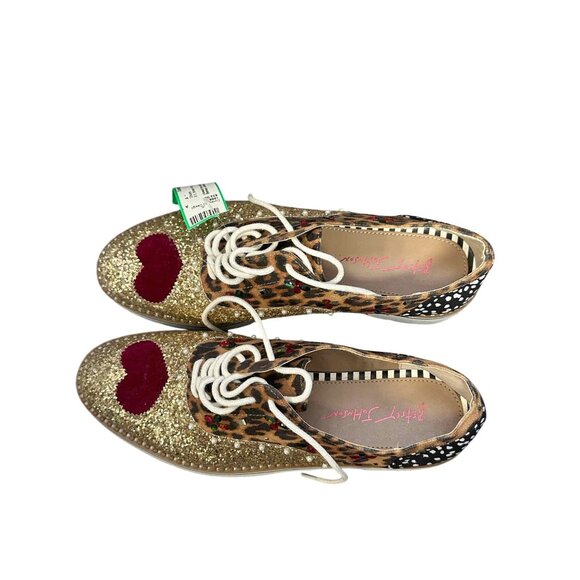 8.5 Betsey Johnson Shoes - Picture 3 of 5